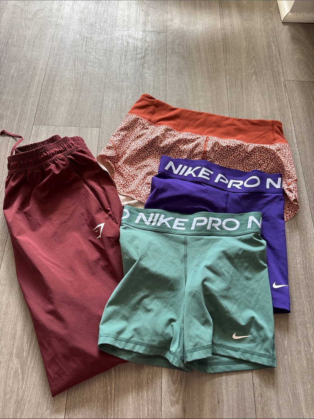 Athletic pants bundle size S